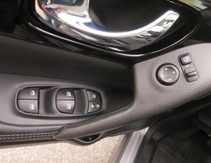 Nissan Qashqai 14
