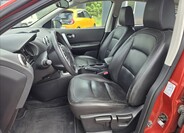 Nissan Qashqai 11