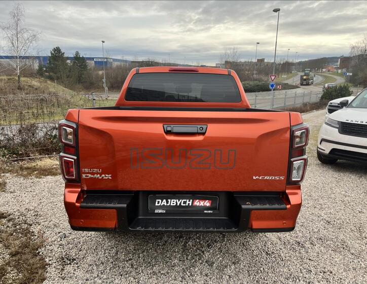 Isuzu D-Max 6