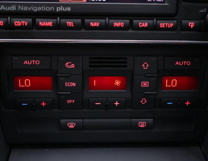 Audi A4 24