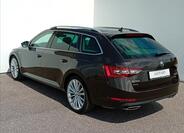 Škoda Superb 9