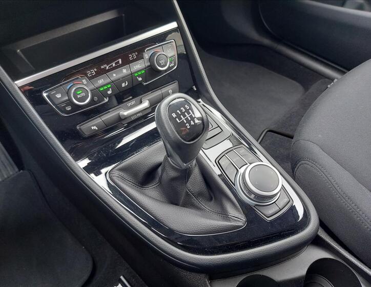 BMW Řada 2 37