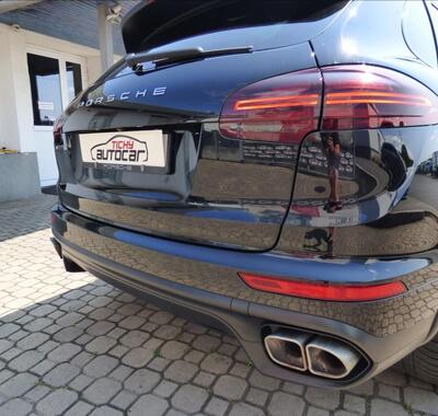 Porsche Cayenne 72