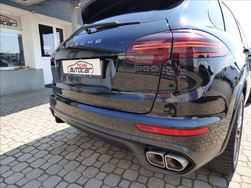 Porsche Cayenne 72