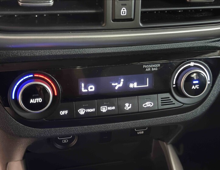 Hyundai i10 14