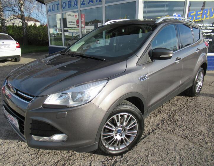 Ford Kuga 1