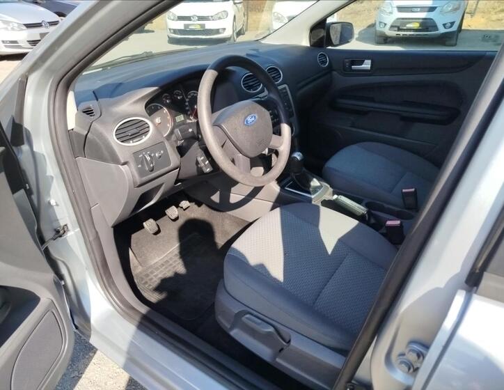 Ford Focus 8