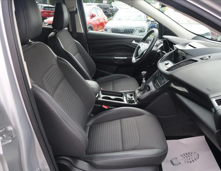 Ford Kuga 12