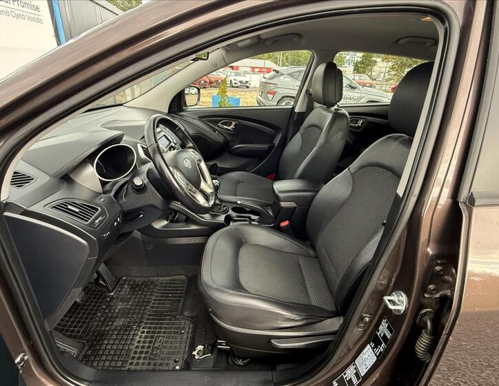 Hyundai ix35 7