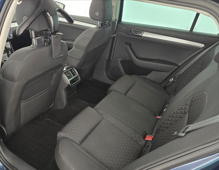 Škoda Superb 19