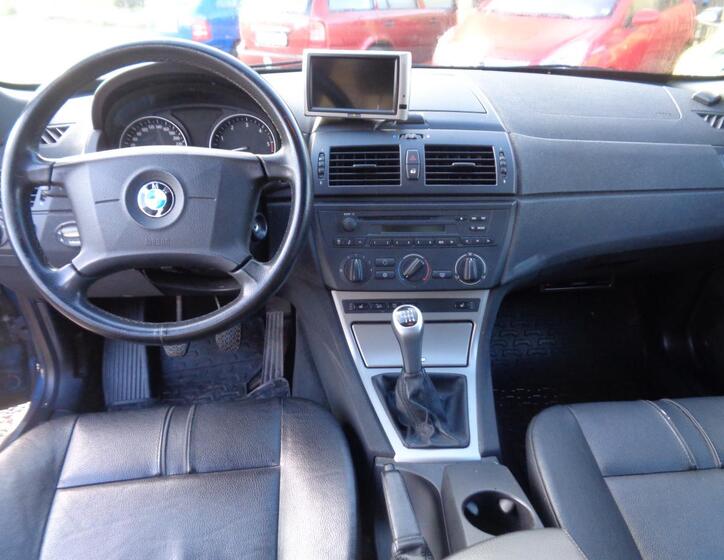 BMW X3 8