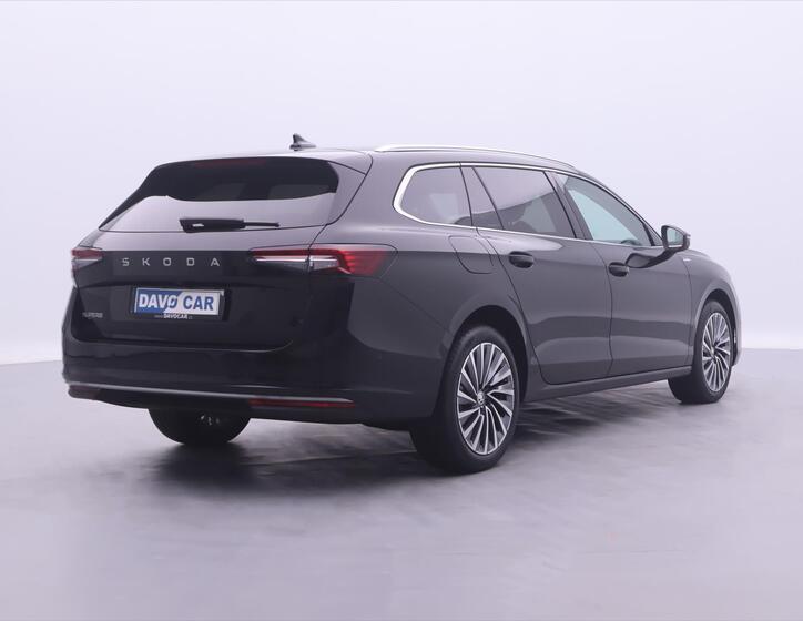 Škoda Superb 42