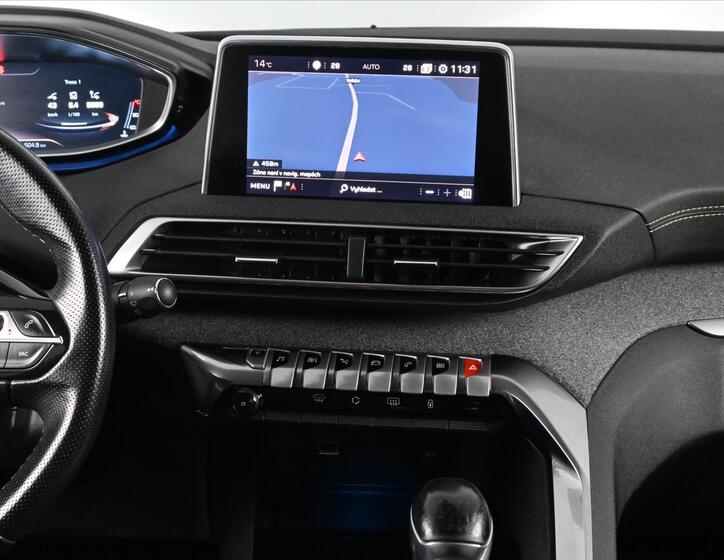 Peugeot 5008 12