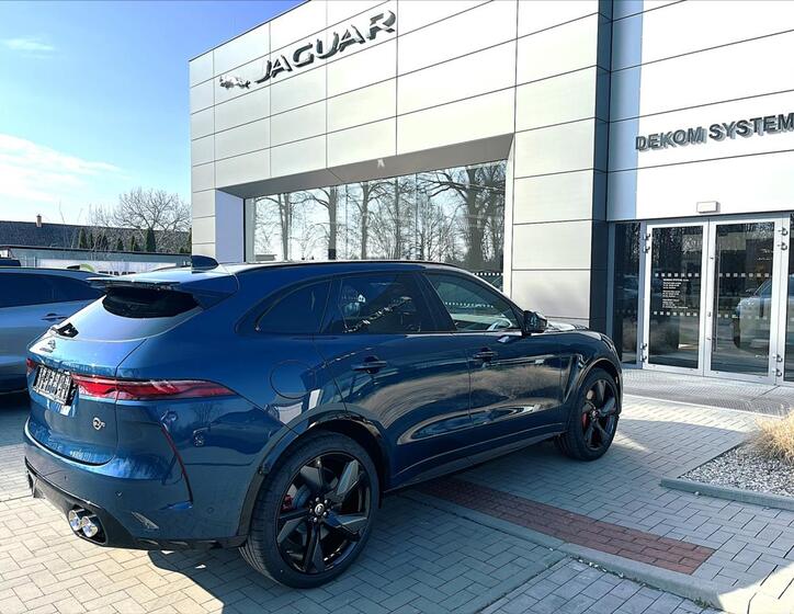 Jaguar F-Pace 4