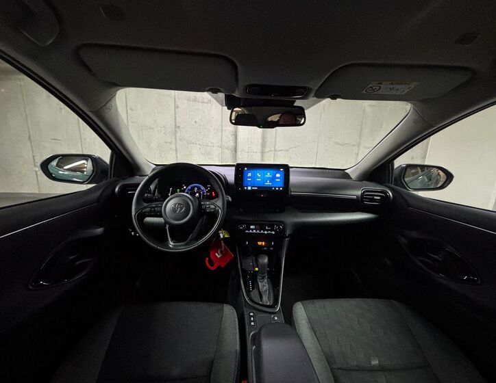Toyota Yaris 13