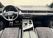 Audi Q7 26