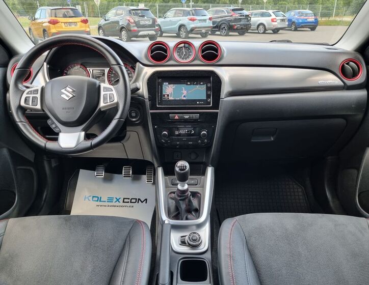 Suzuki Vitara 13