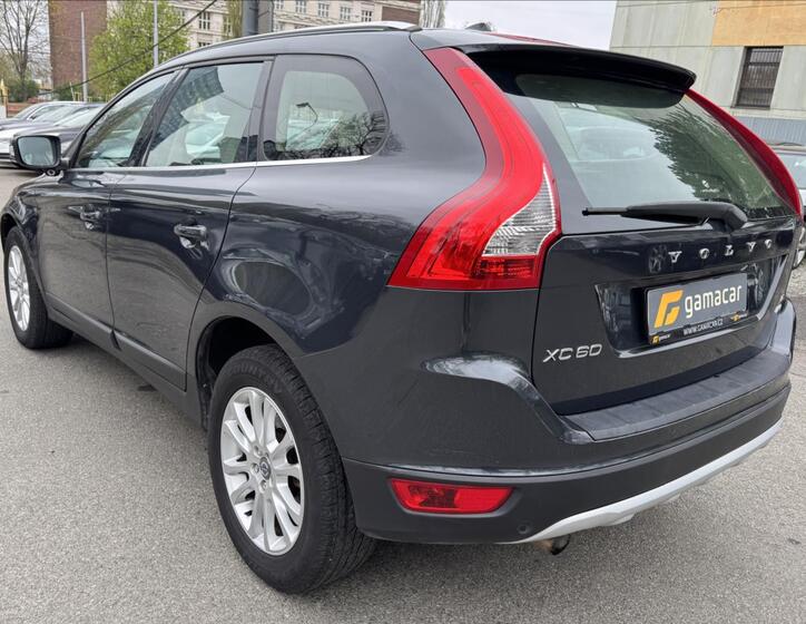 Volvo XC60 7