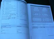 Volkswagen New Beetle 24