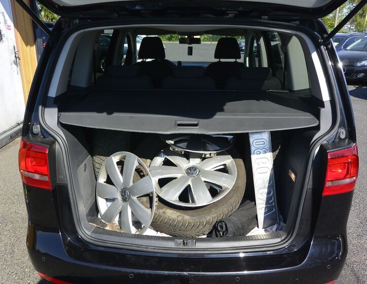 Volkswagen Touran 27