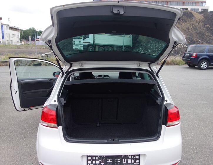 Volkswagen Golf 22