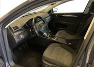 Volkswagen Passat 9