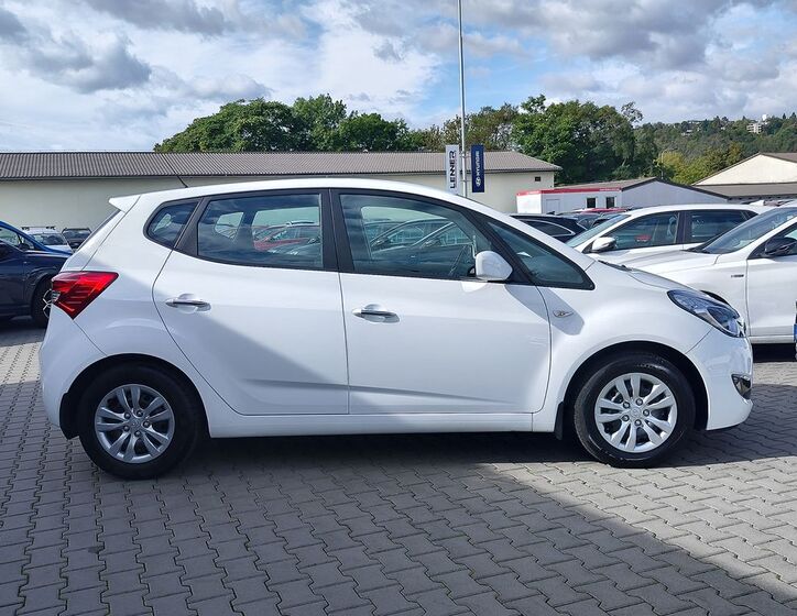 Hyundai ix20 4