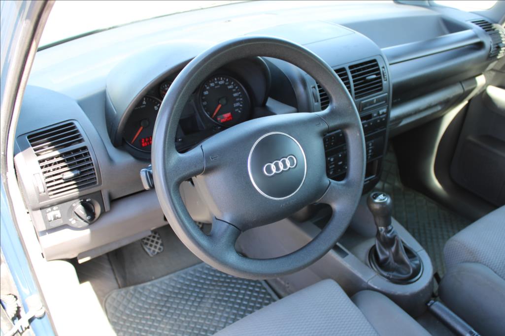 Audi A2
