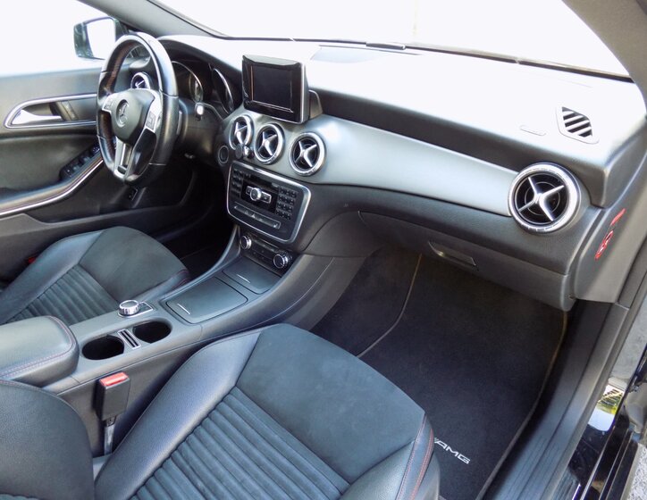 Mercedes-Benz CLA 15