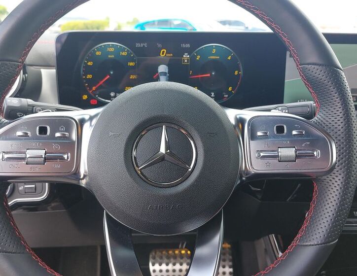 Mercedes-Benz CLA 10