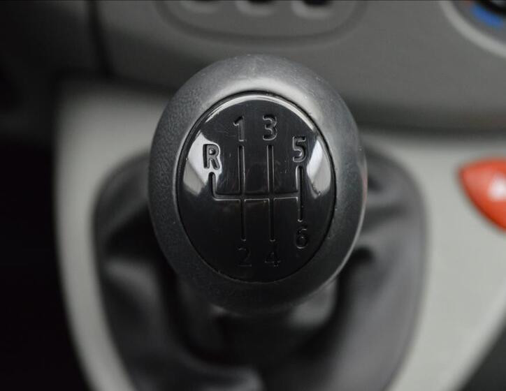 Opel Vivaro 15