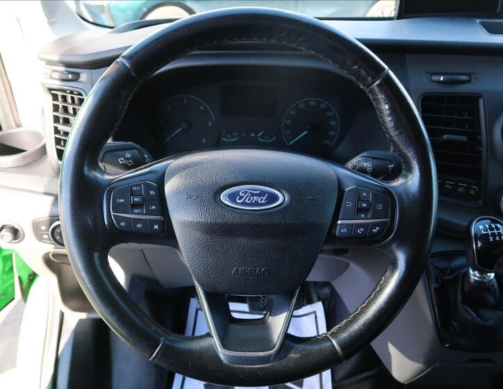 Ford Transit 17