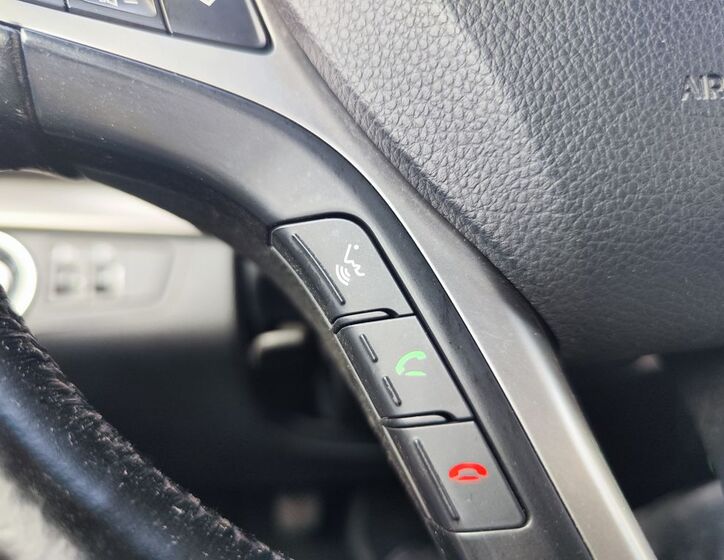 Hyundai i40 25