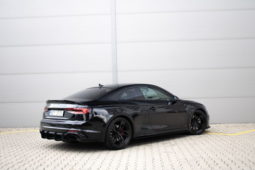 Audi RS5