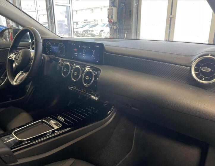 Mercedes-Benz CLA 14