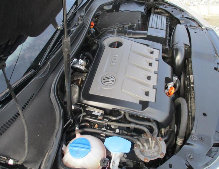 Volkswagen Golf 20