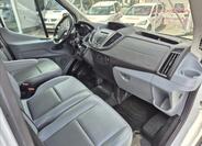 Ford Transit 19