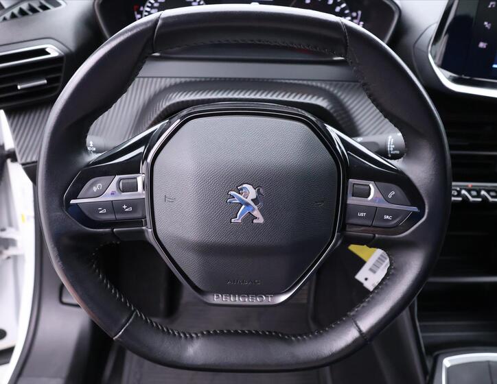 Peugeot 2008 19