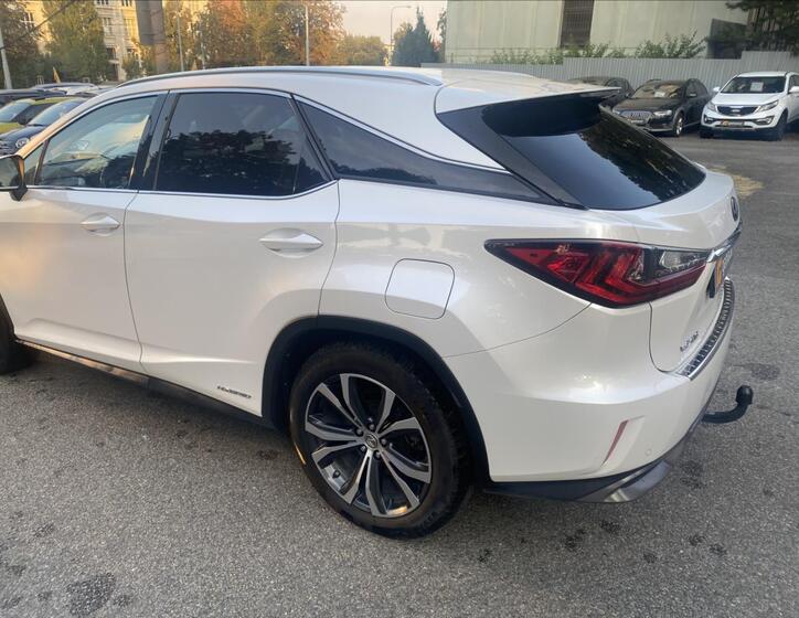 Lexus RX 18