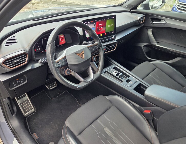 Cupra Formentor 5