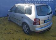 Volkswagen Touran 5