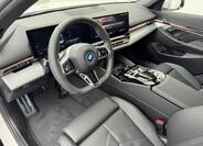 BMW i5 5