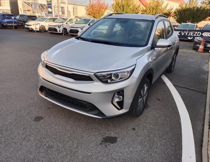 KIA Stonic 6