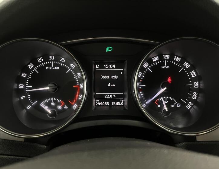 Škoda Superb 9