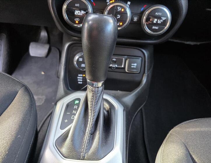 Jeep Renegade 17