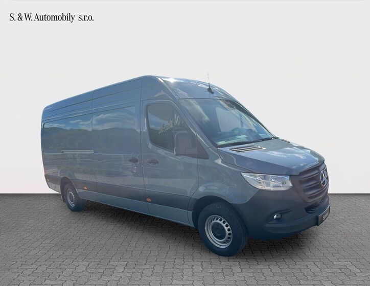 Mercedes-Benz Sprinter 3