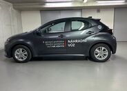 Toyota Yaris 8
