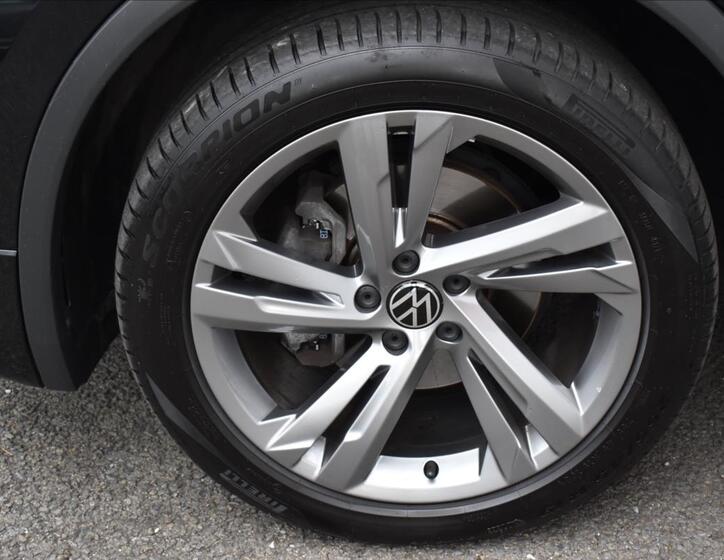 Volkswagen Tiguan Allspace 6
