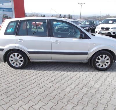 Ford Fusion 9