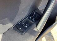 Volkswagen Golf 12